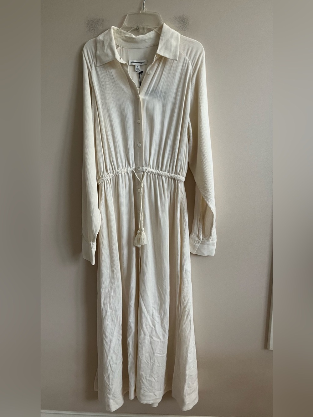 NWT-Banana Republic Cream Maxi Dress, Small
